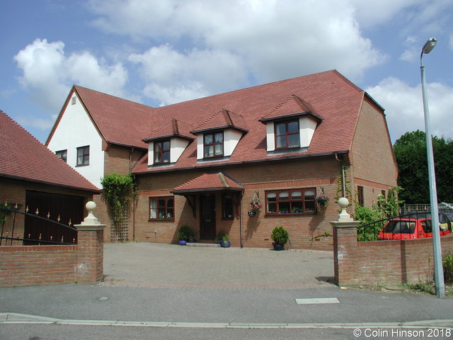 4 (Holywell)<br>Old Station Court
