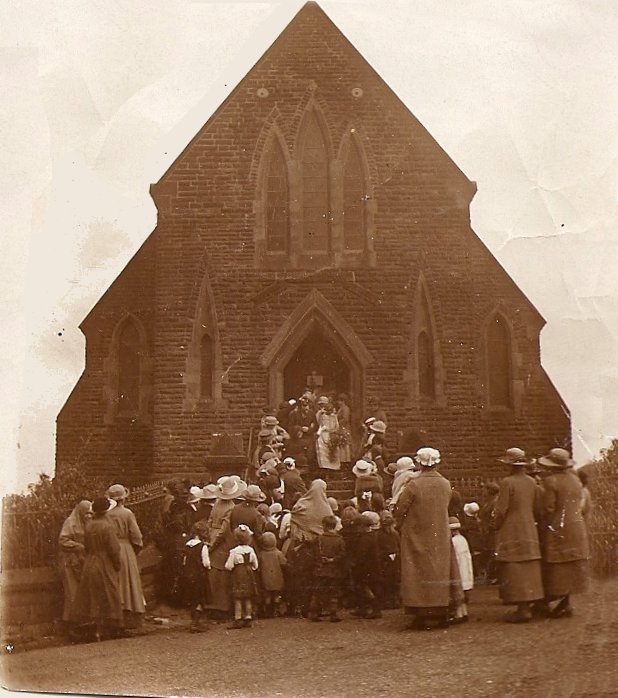 Dewsbury Mount Tabor Church, Shaw Cross